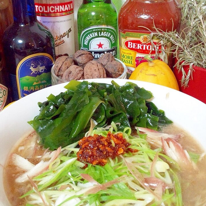 九条ねぎとミョウガ、わかめのラーメン・濃厚醤油☆